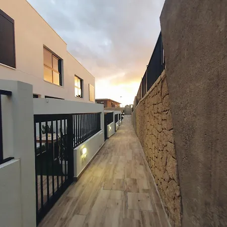 Alquilaencanarias Medano Arecas Apartament *